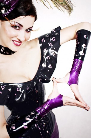 Kitten In The Night Latex Armstulpen